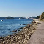 Barbat 28 Hébergement de vacances *