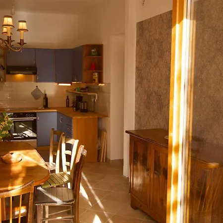 Barbat 28 Semesterbostad *