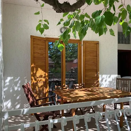 Barbat 28 Vikendica *