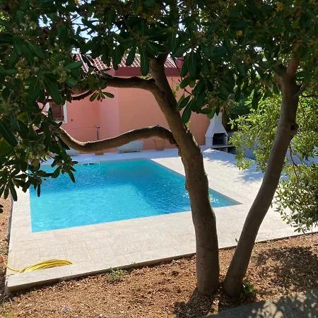 Vikendica Barbat 28 Barbat na Rabu